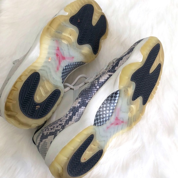 Nike Air Jordan 11 Retro Low Sneakers / Size: 13 main image 9